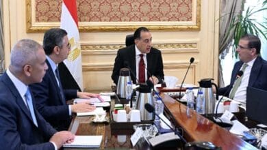 رئيس الوزراء يتابع توافر السلع الاستراتيجية والاستعدادات لتوريد القمح المحلي