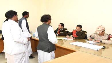 القوات المسلحة تسيّر لجانًا تجنيدية لإنهاء المواقف التجنيدية بالمناطق الحدودية