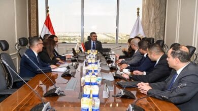 وزير التموين يبحث مع مسؤولي مايكروسوفت تطوير البنية التكنولوجية وخدمات المواطنين