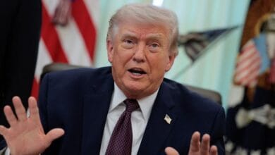 ترامب: تدمير جسور ومحطات طاقة إيران يستغرق أربع ساعات