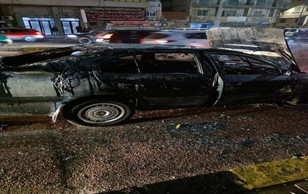 السيطرة على حريق سيارة ملاكي بكورنيش الإسكندرية دون إصابات