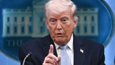 ترامب: نشهد تغييراً كبيراً في النظام الإيراني