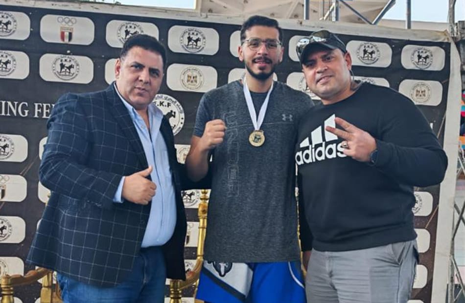 طالب طب المنصورة الأهلية يفوز بذهبية الجمهورية في الكيك بوكسينج
