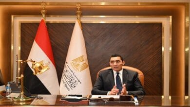 وزير الشباب والرياضة يبحث تعزيز رياضة الهجن وتطويرها