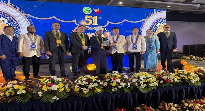 وزير الأوقاف يشهد افتتاح المسابقة الوطنية الحادية والخمسين لحفظ وتلاوة القرآن الكريم بالفلبين