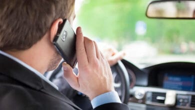 ضبط 3542 سائقًا بسبب استخدام الهاتف أثناء القيادة خلال 5 أيام