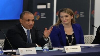 وزير الخارجية يستعرض الموقف المصري من الأزمات الإقليمية بواشنطن