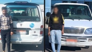 ضبط سائقي ميكروباص يقومان بحركات استعراضية خطيرة في دمياط