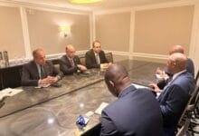 وزير الاستثمار يبحث تعزيز التكامل الاقتصادي مع الأمين العام لاتفاقية التجارة الحرة الإفريقية