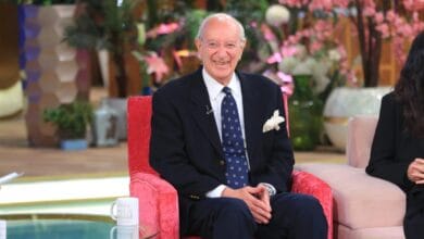 نجل محمد عبدالوهاب: انفصال والديّ لم يؤثر عليّ وعلاقتي بزوجة أبي كانت مميزة