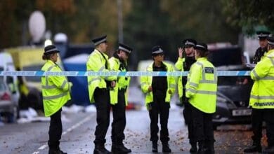 لندن: الشرطة تحقق في مواد متروكة قرب السفارة الإسرائيلية