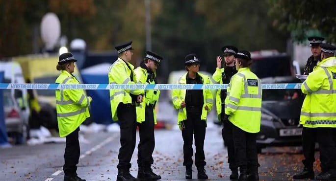 لندن: الشرطة تحقق في مواد متروكة قرب السفارة الإسرائيلية