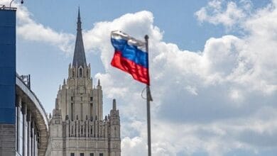 موسكو ترحب بإعلان وقف إطلاق النار في لبنان وتأمل بالالتزام به