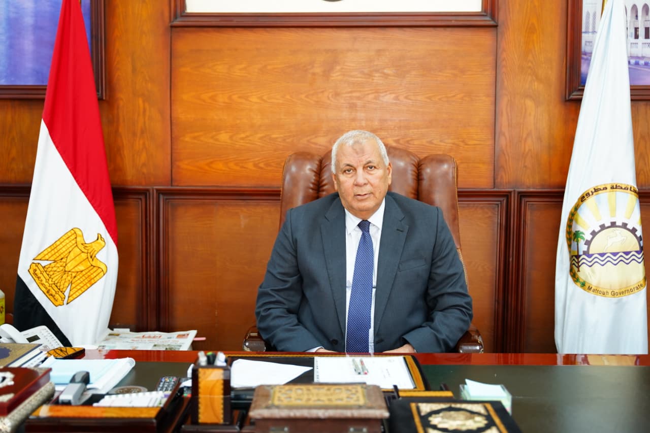 محافظ مطروح يتفقد مواقع استثمارية جديدة لتعظيم الاستغلال الاقتصادي
