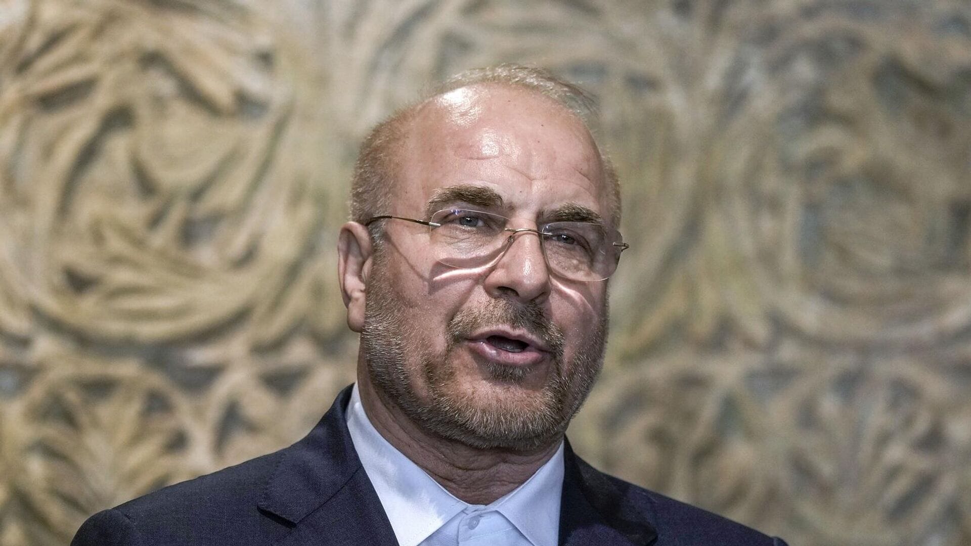 رئيس البرلمان الإيراني: بلادنا ليست فنزويلا وترامب لم ينجح في تغيير النظام