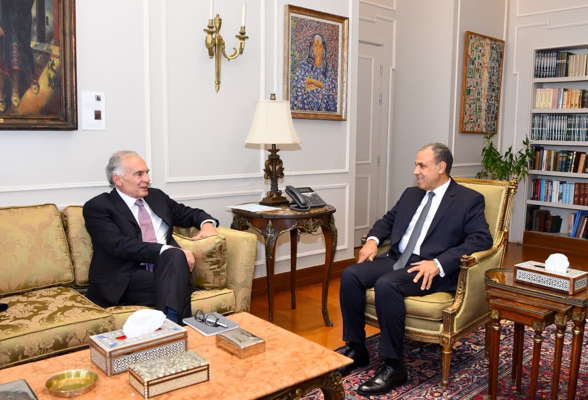 وزير الخارجية يبحث مع المبعوث الأممي المفاوضات الأمريكية الإيرانية وجهود خفض التصعيد