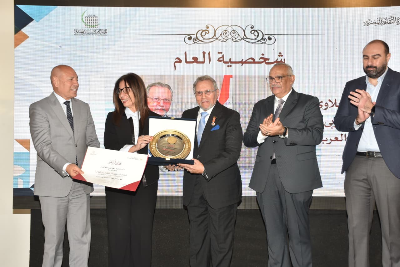 وزيرة الثقافة ومحافظ القاهرة يعلنان الفائزين بمسابقة "تراثي 7"