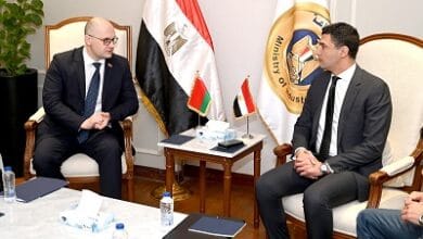 سفير بيلاروسيا بالقاهرة يؤكد حرص بلاده على تعميق التعاون الاقتصادي مع مصر