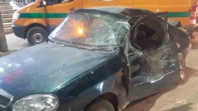 إصابة طبيب في تصادم سيارة ملاكي بأتوبيس على طريق جمصة المنصورة بالدقهلية