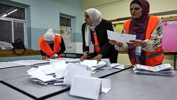 الانتخابات البلدية الفلسطينية: 197 هيئة تفوز بالتزكية ونسبة مشاركة 54%