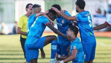 الإفريقي يتصدر الدوري التونسي بثنائية على حساب شبيبة القيروان