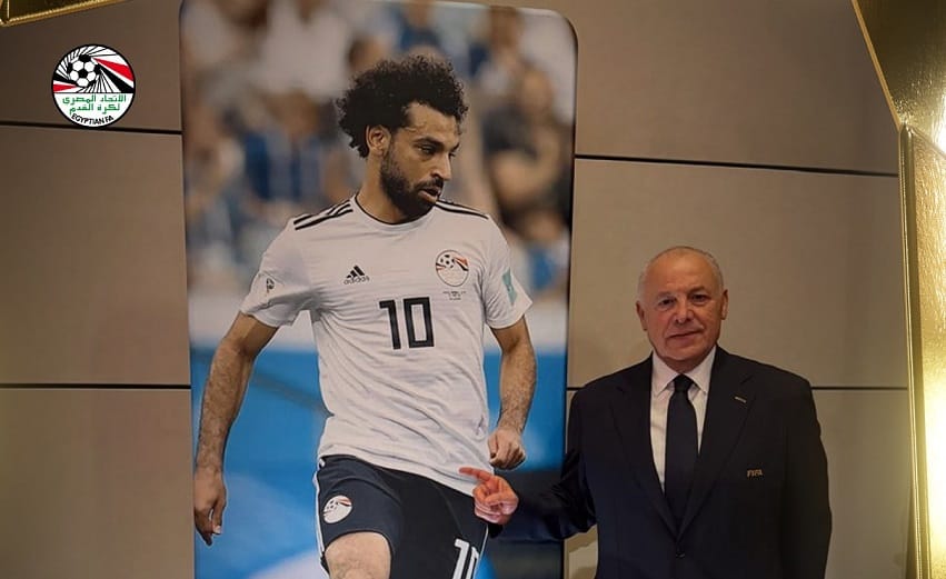رئيس اتحاد الكرة يطمئن على جاهزية محمد صلاح للمونديال