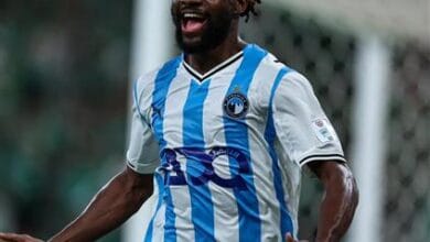 بيراميدز يدرس تجديد عقد فيستون ماييلي في ظل عروض خليجية