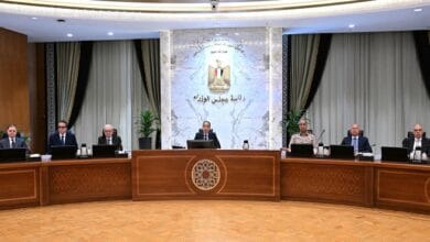 رئيس الوزراء يهنئ عمال مصر بعيدهم ويؤكد تقدير الحكومة لجهودهم