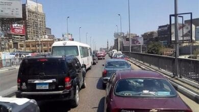 تباطؤ مروري مساء الخميس على الطرق والمحاور الرئيسية بالقاهرة والجيزة