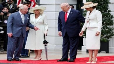 الرئيس الأمريكي يودع ملك بريطانيا في ختام زيارته للولايات المتحدة