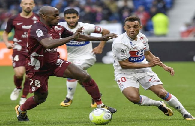 ميتز يهبط لدوري الدرجة الثانية الفرنسي بعد خسارته أمام موناكو