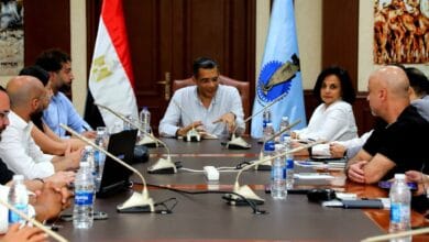 محافظ البحر الأحمر يعقد اجتماعًا لتنظيم احتفالات عيد الأضحى الكبرى بالغردقة