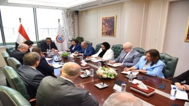 وزير الصحة يبحث مع البنك الدولي ومؤسسة التمويل الدولية سبل تعزيز التعاون الصحي