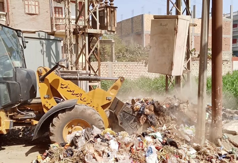 رفع 1922 طن مخلفات وأتربة بحملات نظافة مكثفة بالإسكندرية