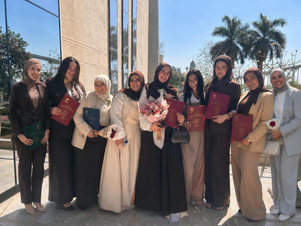طلاب جامعة مصر للعلوم والتكنولوجيا يبتكرون منصة "HanziLab" لتسهيل تعلم الرموز الصينية