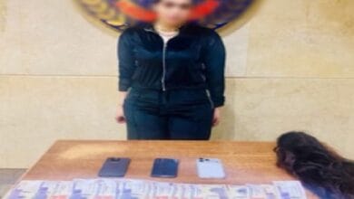 ضبط صانعة محتوى بسبب فيديوهات خادشة والتحقيق معها