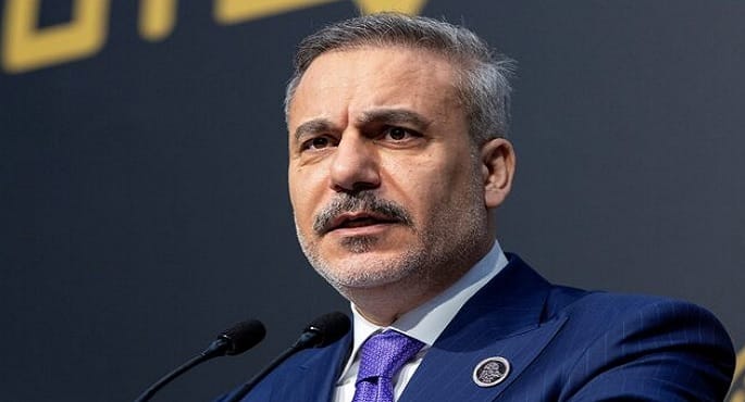 وزير الخارجية التركي: مضيق هرمز يجب ألا يستخدم كسلاح