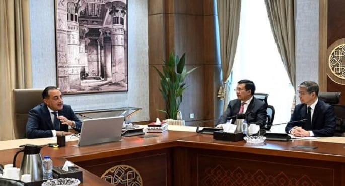 رئيس الوزراء يؤكد عمق العلاقات المصرية الصينية المشتركة
