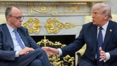 ميرتس: بحثت هاتفيًا مع ترامب ضرورة عودة إيران للمفاوضات وإعادة فتح مضيق هرمز