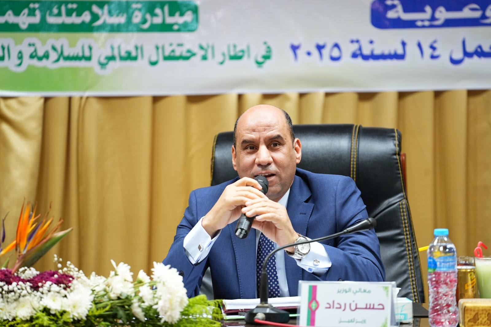وزير العمل يتفقد قلعة "كيما" بأسوان ويؤكد: مصر تقوم على العمل والإنتاج ودعم الصناعة الوطنية