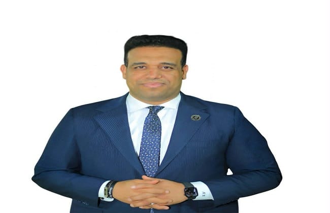 عضو التنسيقية: مصر بقيادة الرئيس السيسي صمام أمان المنطقة وداعم رئيسي لأمن الخليج العربي