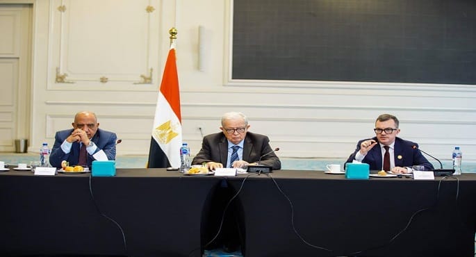 وزير التخطيط يفتتح مشاورات مع البنك الدولي لبحث تمويل البنية التحتية