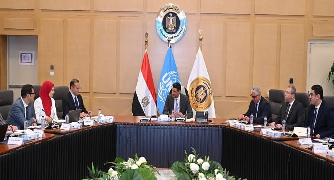 وزير الصناعة: برنامج الشراكة القُطرية يدعم تحقيق طفرة إنتاجية وتحويل مصر لمركز إقليمي للتصنيع والتصدير