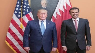 أمير قطر والرئيس الأمريكي يبحثان هاتفياً جهود خفض التصعيد
