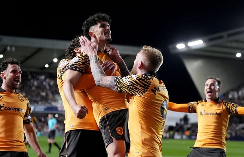 هال سيتي يبلغ الدوري الإنجليزي الممتاز بعد الفوز على ميدلسبره بهدف قاتل