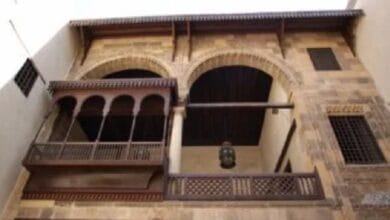 بيت السناري يحتضن عرضًا فنيًا يمزج الضوء بالعمارة