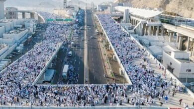 توافد حجاج بيت الله إلى مشعر منى لقضاء يوم التروية