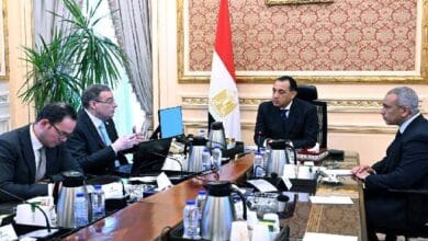 رئيس الوزراء يتابع مع رئيس «المركزى للتنظيم والإدارة» مستجدات الإصلاح الإداري وتطوير الأداء الحكومي