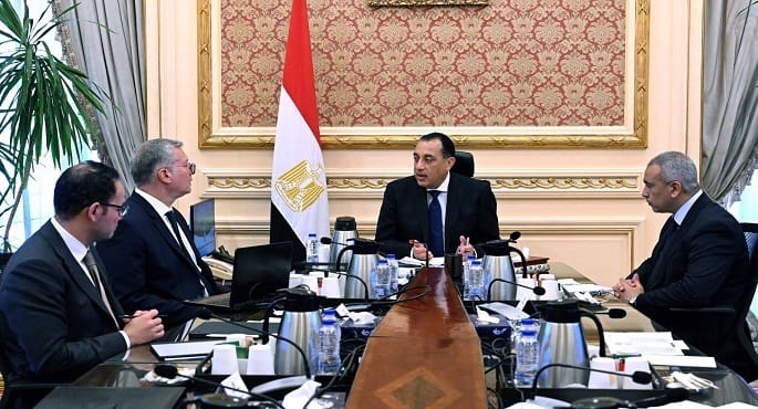 رئيس الوزراء يتابع مع وزير البترول ملفات عمل الوزارة وجهود زيادة الإنتاج والاستكشاف