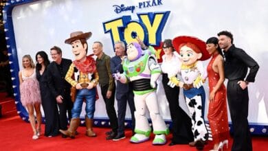 نجوم «Toy Story 5» يكشفون تفاصيل الجزء الجديد من لندن قبل عرضه العالمي